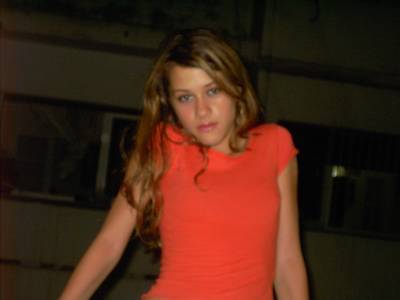 hyba rien a dire sur elle ; elle dechire bisou